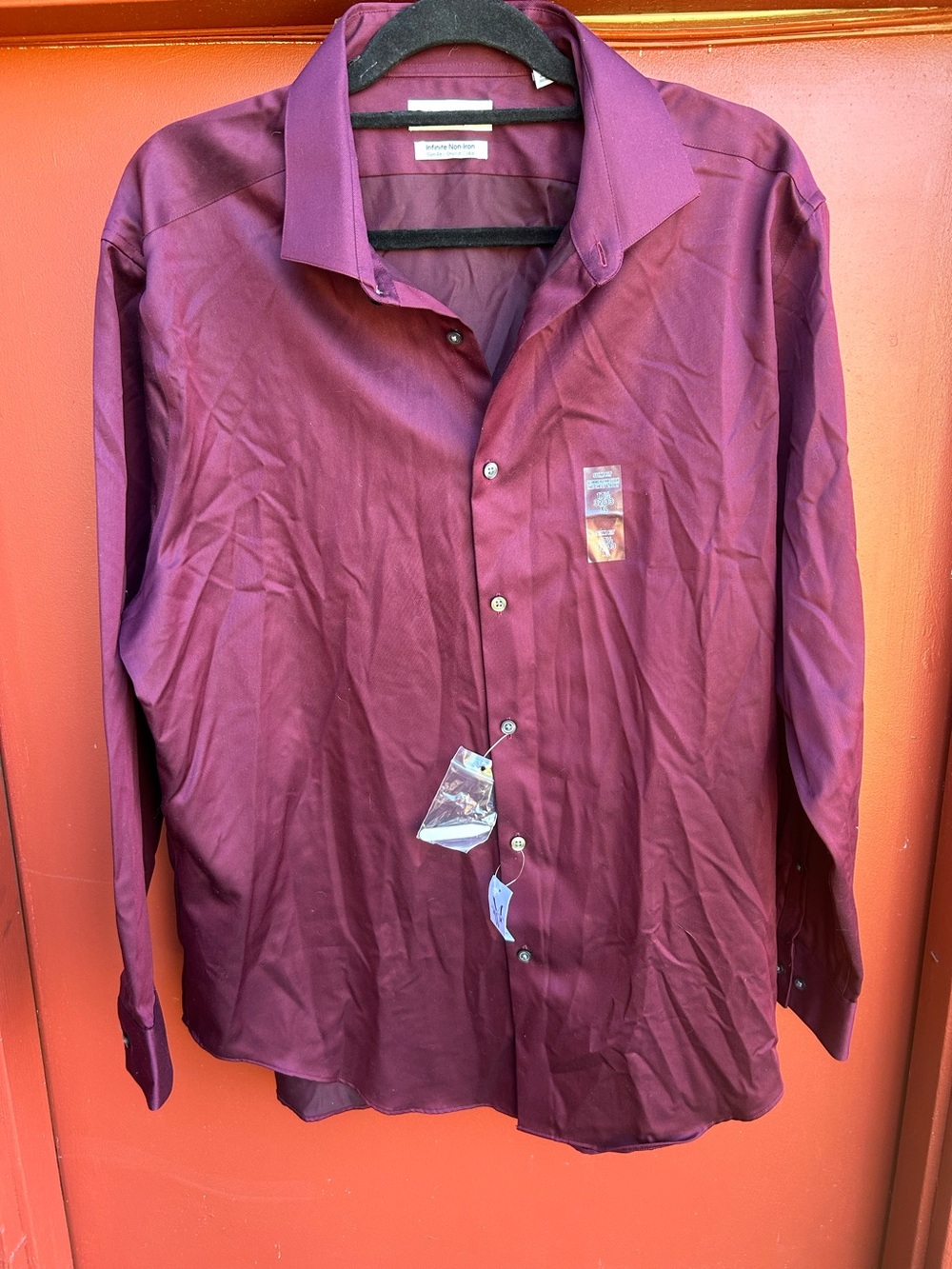 CALVIN KLEIN INFINITE NON-IRON SLIM FIT STRETCH COLLAR WINE COLOR MEN’S SHIRT